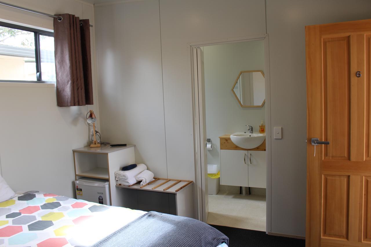 Under The Mount Motel Melrose Екстериор снимка